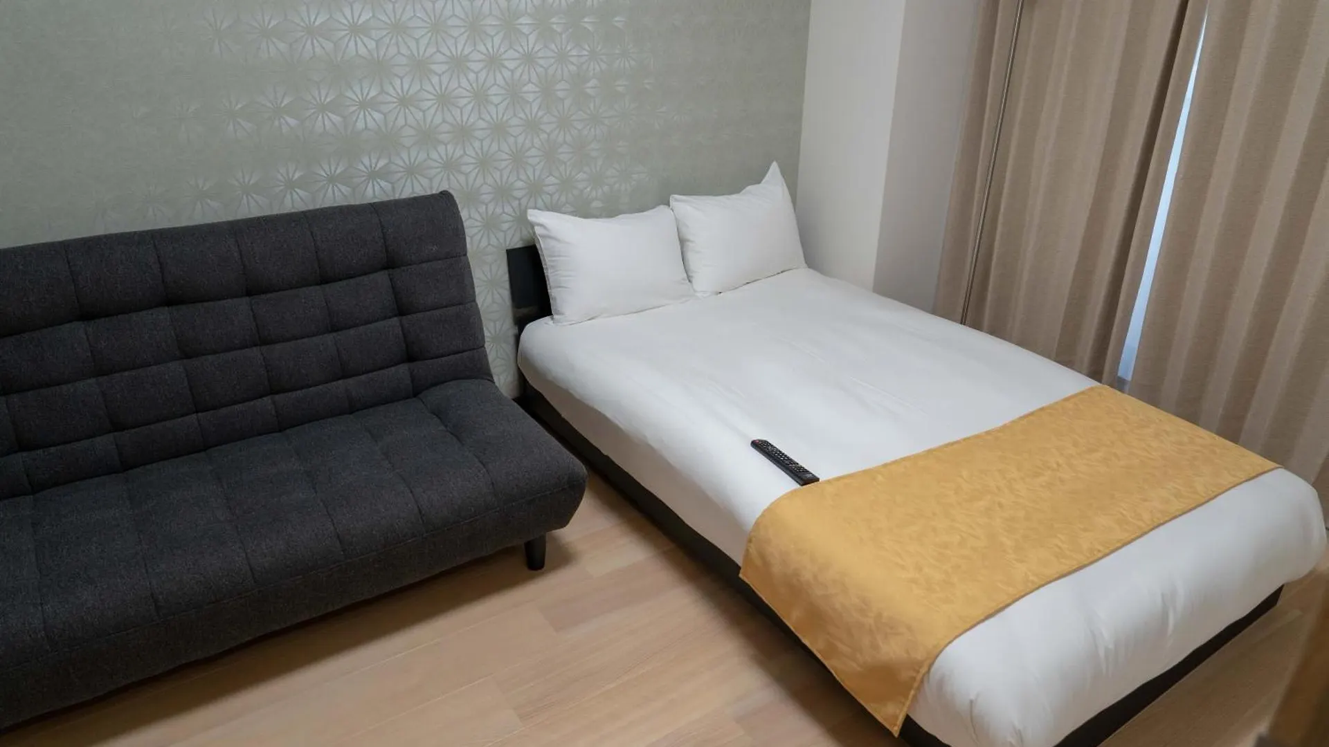 大阪ルミエール夕陽丘 Apartment  Osaka