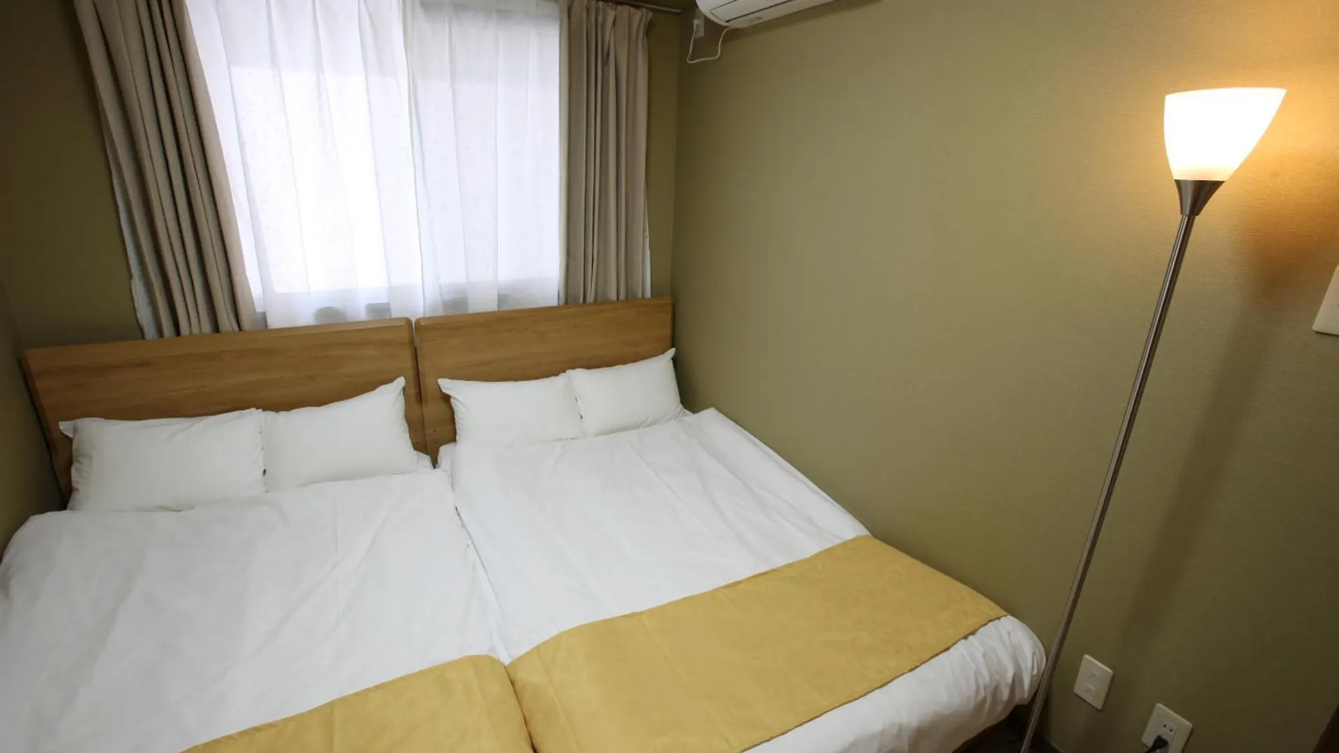 大阪ルミエール夕陽丘 Apartment Japan