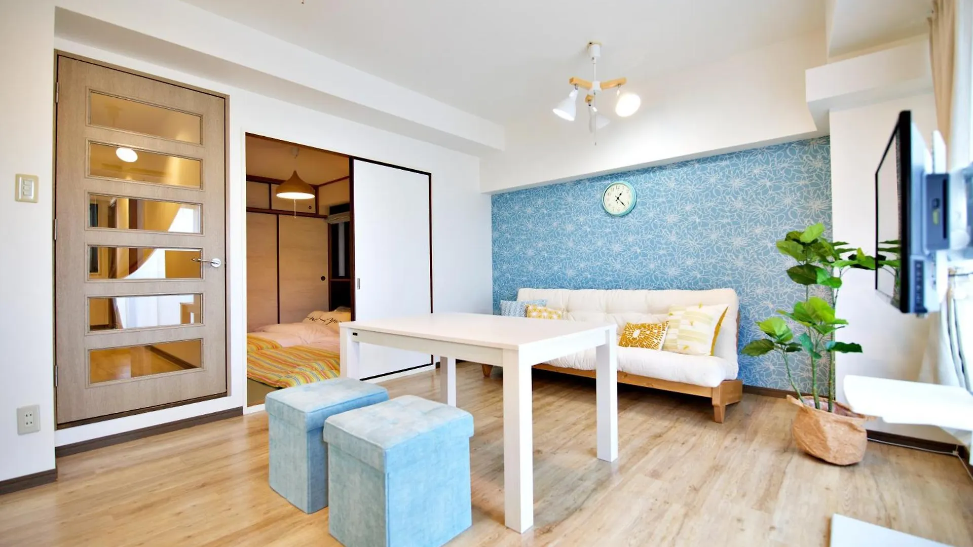 大阪ルミエール夕陽丘 Apartment