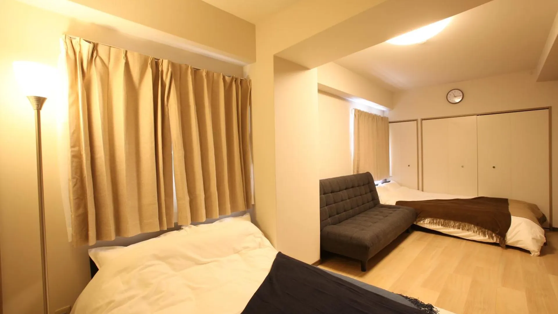 大阪ルミエール夕陽丘 Apartment
