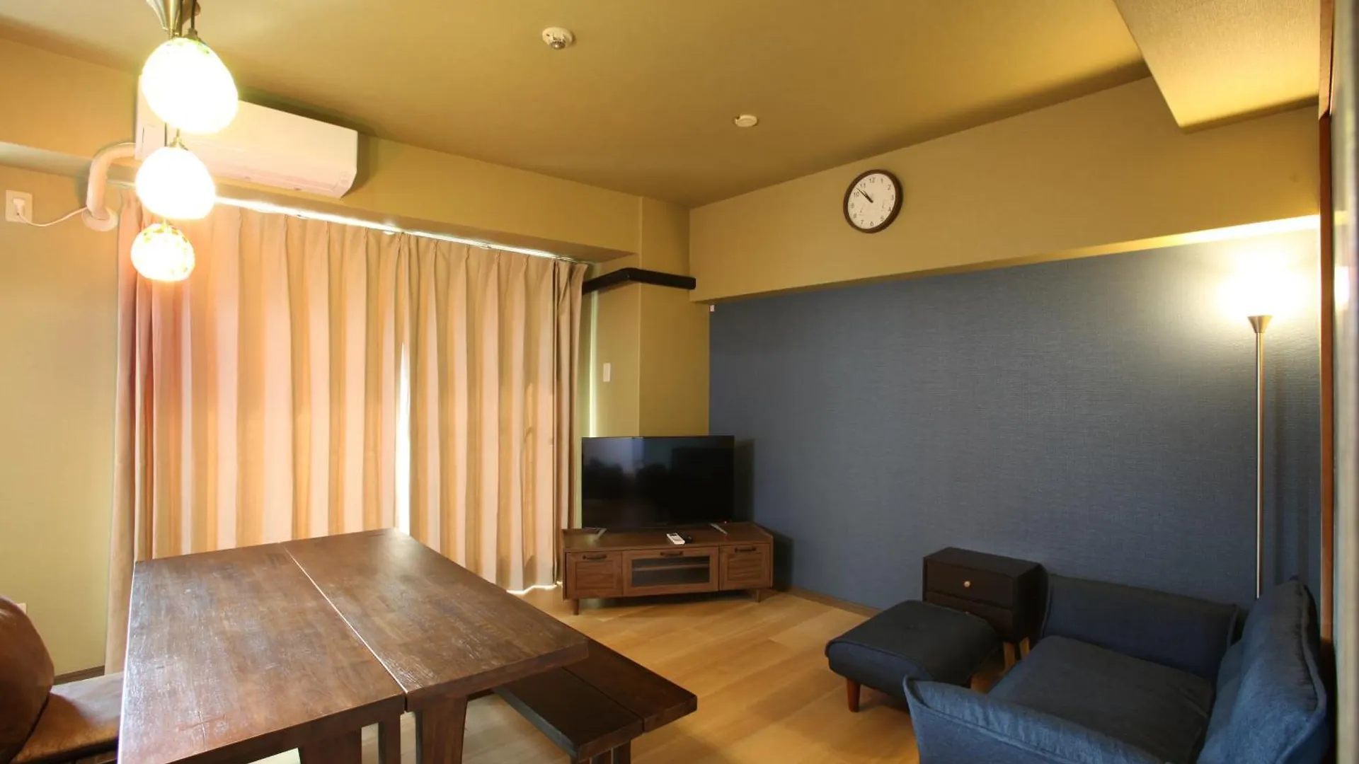 大阪ルミエール夕陽丘 Apartment Japan
