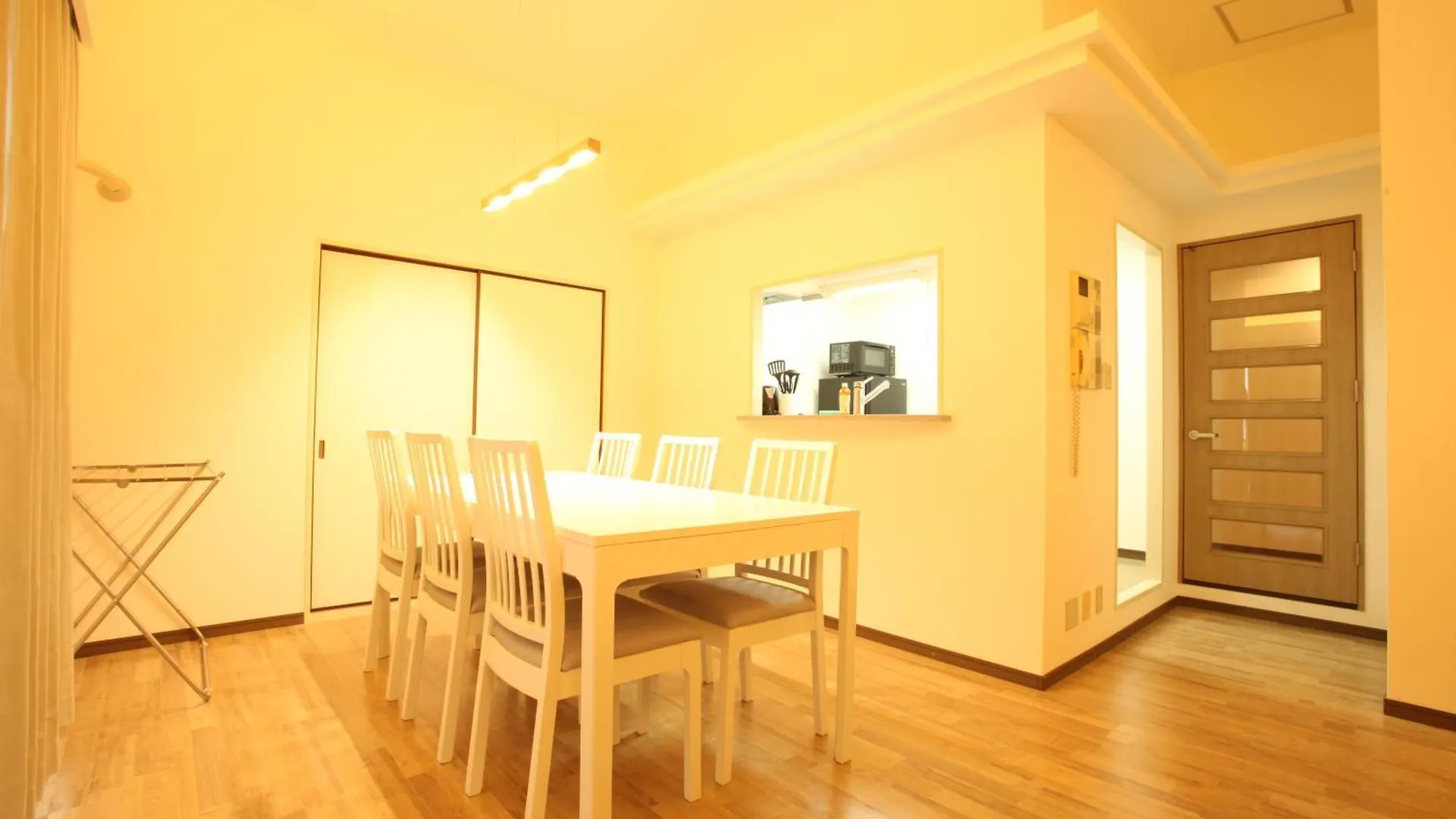 大阪ルミエール夕陽丘 Apartment