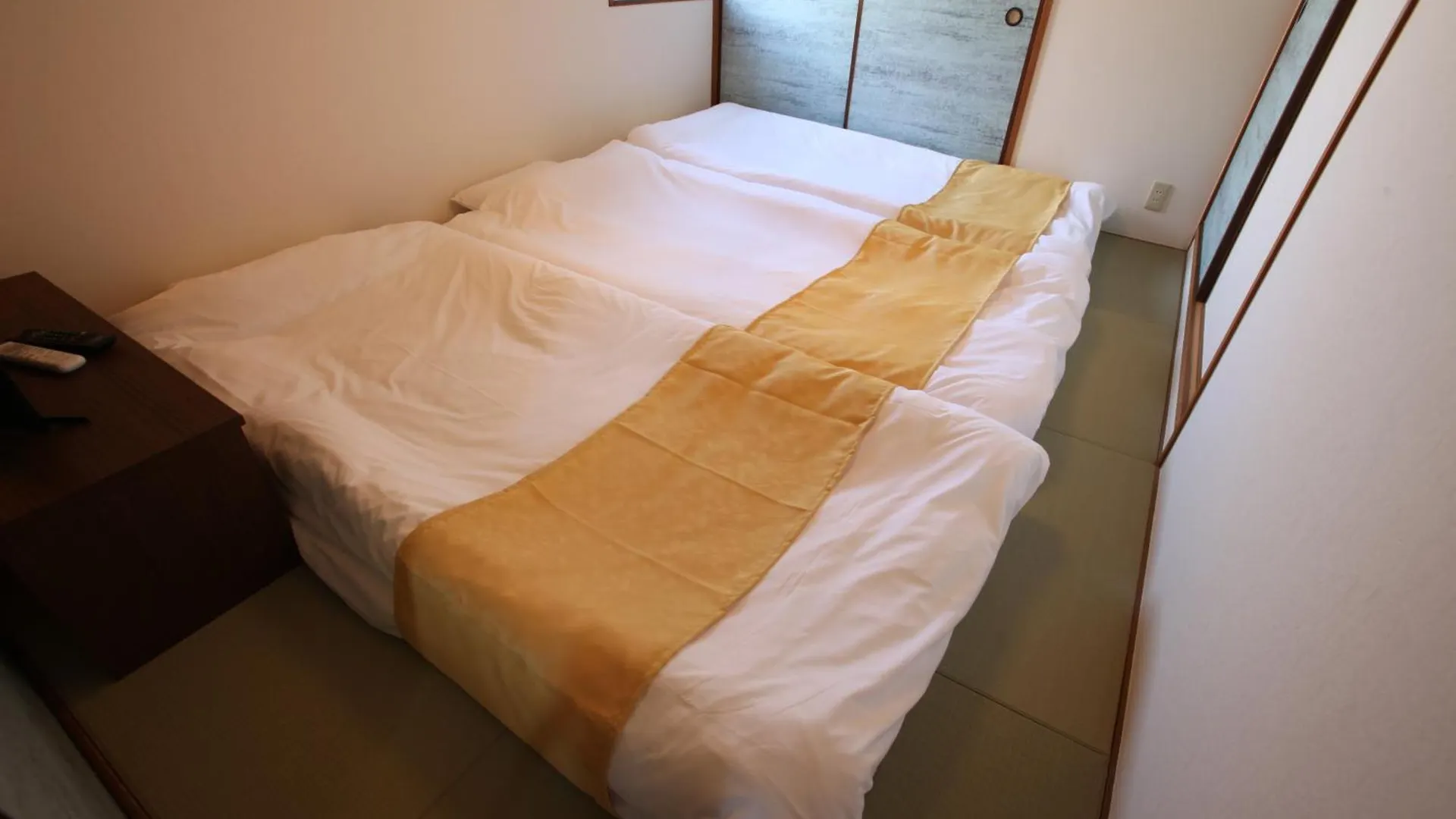 大阪ルミエール夕陽丘 Apartment